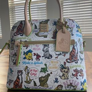 2021 Disney Sidekicks Passholder Satchel NWT